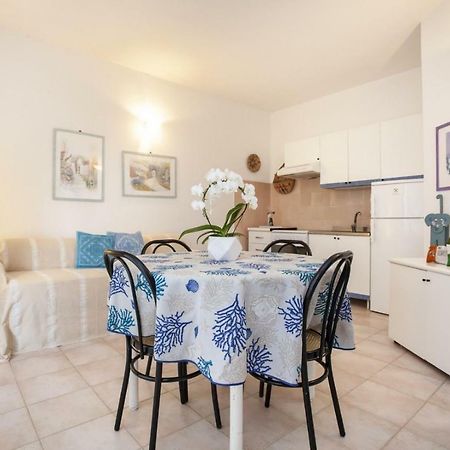 Villino Funtana Apartment San Teodoro  Bagian luar foto