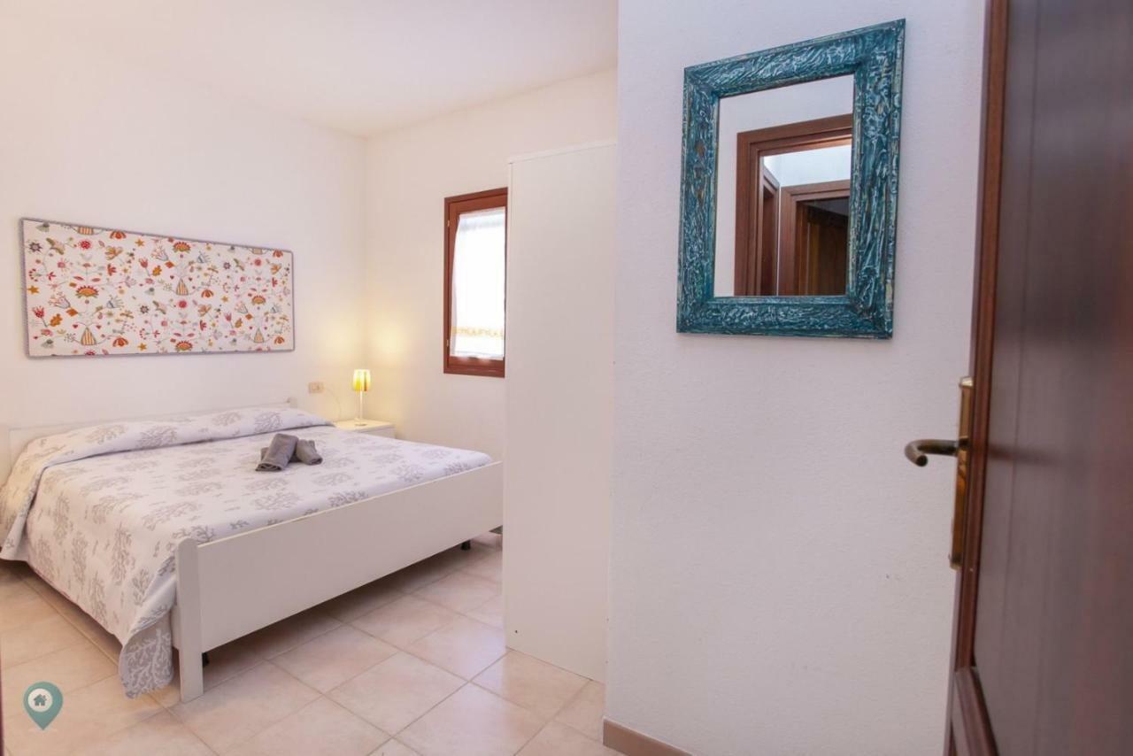 Villino Funtana Apartment San Teodoro  Bagian luar foto