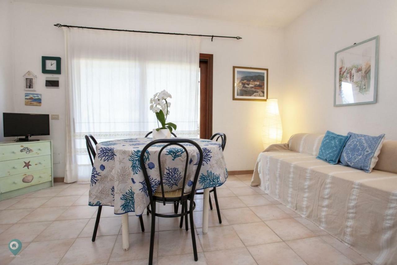 Villino Funtana Apartment San Teodoro  Bagian luar foto