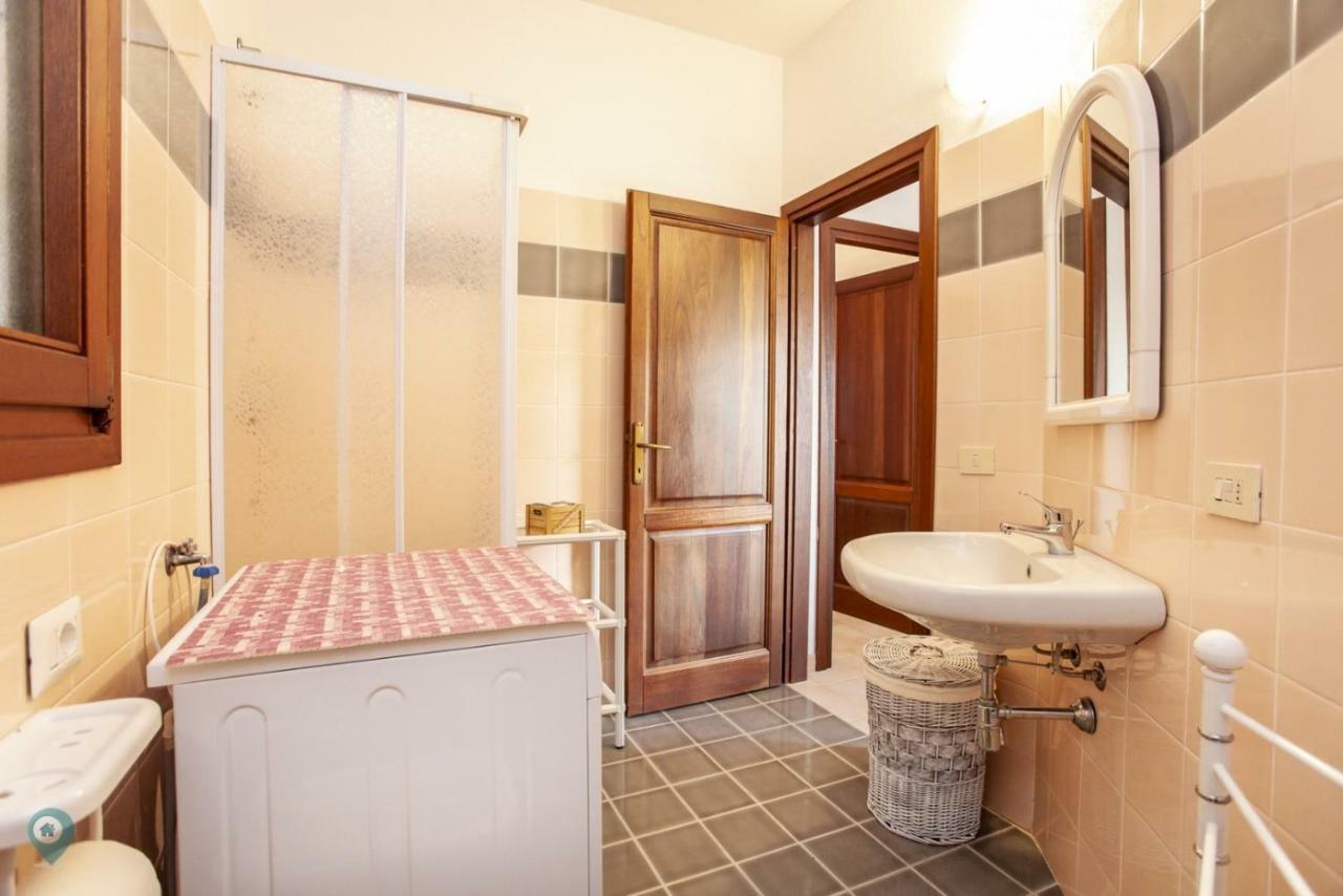 Villino Funtana Apartment San Teodoro  Bagian luar foto