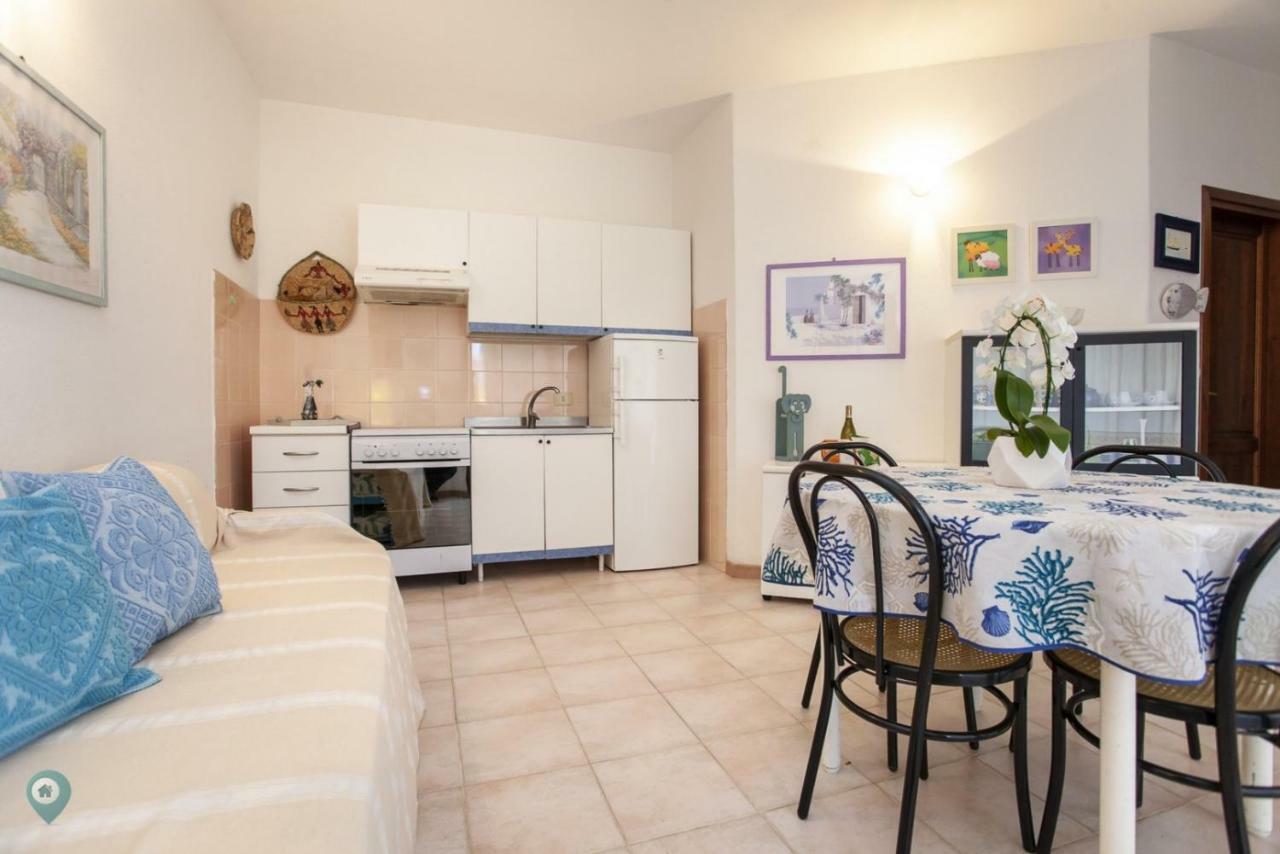 Villino Funtana Apartment San Teodoro  Bagian luar foto