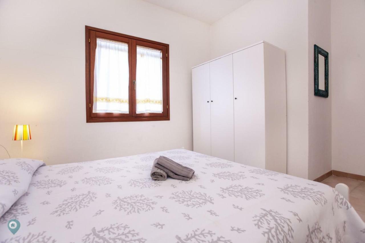 Villino Funtana Apartment San Teodoro  Bagian luar foto
